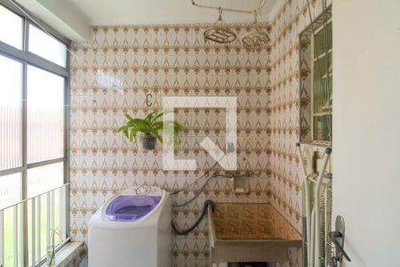 Área de Serviço de casa para alugar com 2 quartos, 120m² em Vila Ema, São Paulo