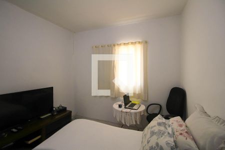 Quarto 2 de casa para alugar com 2 quartos, 120m² em Vila Ema, São Paulo