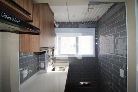Sala / Cozinha de apartamento para alugar com 2 quartos, 48m² em Vila Nova Cachoeirinha, São Paulo