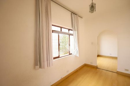 Sala de estar de casa à venda com 2 quartos, 100m² em Jardim Consorcio, São Paulo