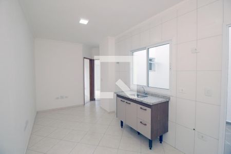 Sala/Cozinha de apartamento para alugar com 2 quartos, 38m² em Jardim Ocara, Santo André