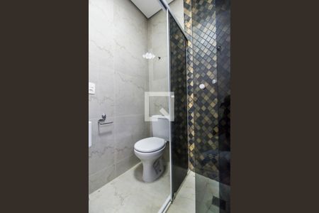 Banheiro da Suíte de casa de condomínio para alugar com 5 quartos, 10230m² em Chacara Santa Lucia dos Ypes, Carapicuíba