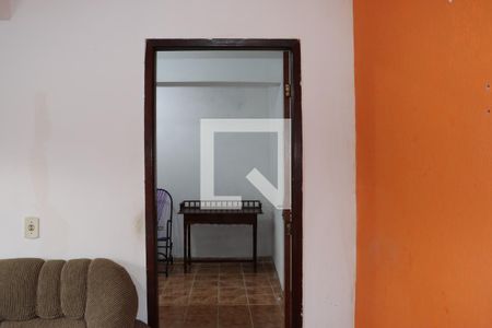 Casa para alugar com 2 quartos, 100m² em Jardim Santa Rosa, Embu das Artes