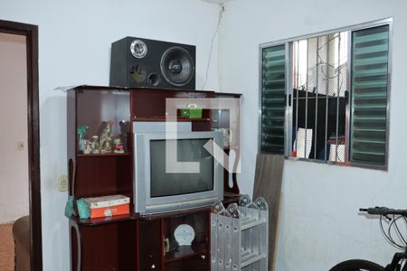 Casa para alugar com 2 quartos, 100m² em Jardim Santa Rosa, Embu das Artes