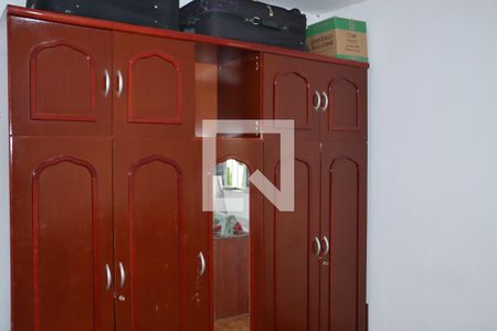 Casa para alugar com 2 quartos, 100m² em Jardim Santa Rosa, Embu das Artes