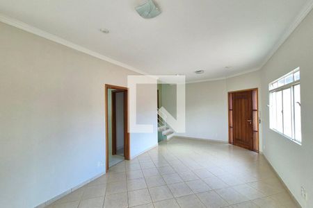 Sala de casa à venda com 3 quartos, 245m² em Jardim Anton Von Zuben, Campinas