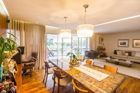 Sala  de apartamento à venda com 2 quartos, 260m² em Alphaville Empresarial, Barueri