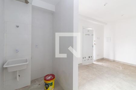 Sala/Cozinha de apartamento para alugar com 1 quarto, 41m² em Vila Jacuí, São Paulo