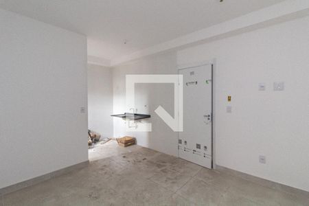 Apartamento para alugar com 2 quartos, 40m² em Vila Jacuí, São Paulo