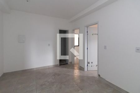 Sala/Cozinha de apartamento à venda com 2 quartos, 40m² em Vila Jacuí, São Paulo