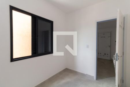 Quarto 1 de apartamento para alugar com 2 quartos, 40m² em Vila Jacuí, São Paulo