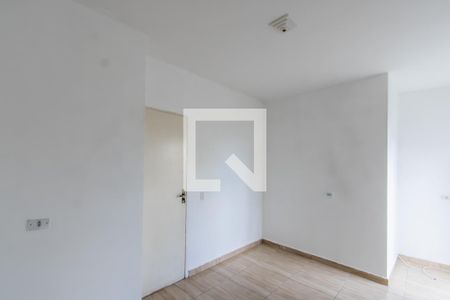 Quarto 1 de casa para alugar com 2 quartos, 80m² em Vila Rio Branco, São Paulo