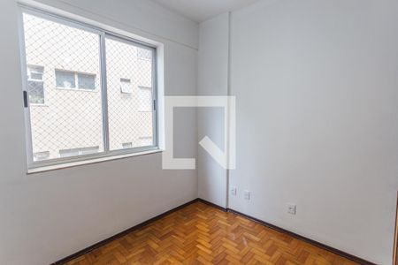 Quarto 2 de apartamento para alugar com 2 quartos, 74m² em Lourdes, Belo Horizonte