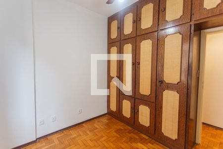 Quarto 2 de apartamento para alugar com 2 quartos, 74m² em Lourdes, Belo Horizonte