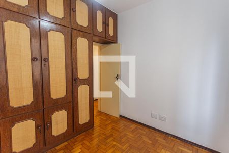 Quarto 2 de apartamento para alugar com 2 quartos, 74m² em Lourdes, Belo Horizonte