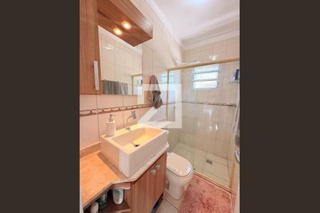 Banheiro da Suíte de casa de condomínio à venda com 3 quartos, 110m² em Jardim Shangai, Jundiaí