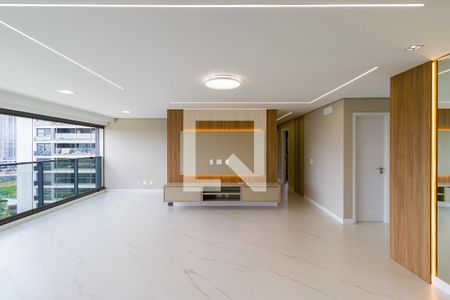 Apartamento para alugar com 3 quartos, 143m² em Jardim Fonte do Morumbi, São Paulo