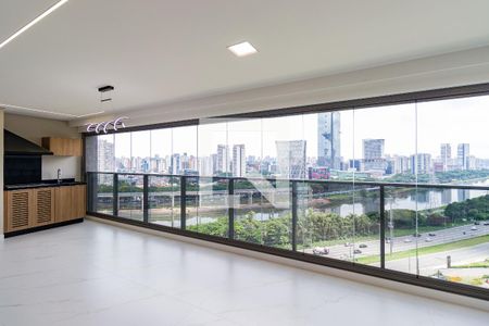 Apartamento para alugar com 3 quartos, 143m² em Jardim Fonte do Morumbi, São Paulo