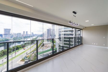 Apartamento para alugar com 3 quartos, 143m² em Jardim Fonte do Morumbi, São Paulo