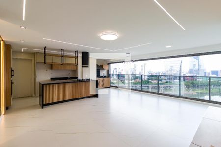 Apartamento para alugar com 3 quartos, 143m² em Jardim Fonte do Morumbi, São Paulo