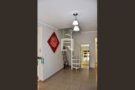 Detalhe - Sala de casa para alugar com 3 quartos, 150m² em Jardim Sao Jose, São Paulo