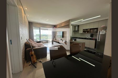 Sala de apartamento para alugar com 2 quartos, 80m² em Vila Nilva, Barueri