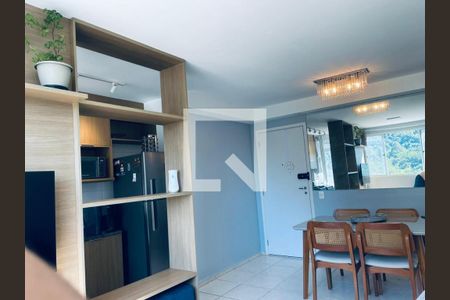 Sala de apartamento à venda com 2 quartos, 45m² em Barra Olímpica, Rio de Janeiro