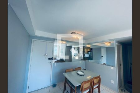 Sala de apartamento à venda com 2 quartos, 45m² em Barra Olímpica, Rio de Janeiro