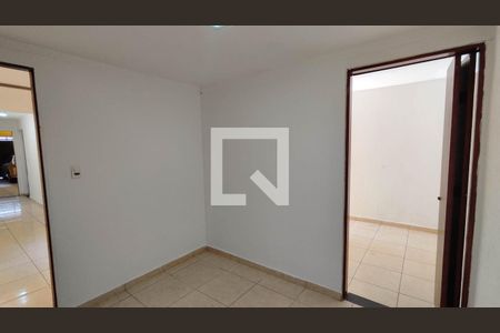 Quarto 2 de casa para alugar com 4 quartos, 300m² em Vila Joana D’arc, Ferraz de Vasconcelos