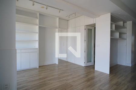 Sala de apartamento à venda com 1 quarto, 73m² em Centro Histórico, Porto Alegre
