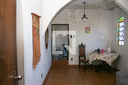 Sala de casa para alugar com 3 quartos, 180m² em Fernão Dias, Belo Horizonte