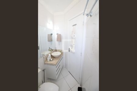 Banheiro de apartamento para alugar com 2 quartos, 57m² em Centro, São José dos Campos