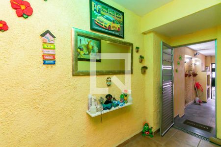 Hall de entrada de casa à venda com 5 quartos, 250m² em Parque Residencial Oratorio, São Paulo