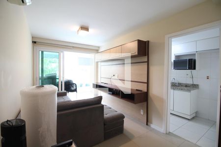 Sala de apartamento para alugar com 2 quartos, 82m² em Barra da Tijuca, Rio de Janeiro