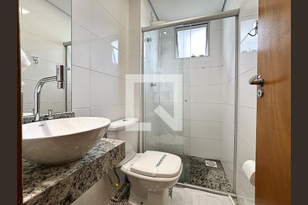 Banheiro de apartamento para alugar com 1 quarto, 40m² em Funcionários, Belo Horizonte