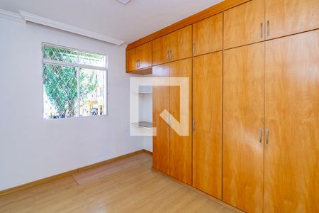 Quarto 1 de apartamento para alugar com 3 quartos, 86m² em Padre Eustáquio, Belo Horizonte
