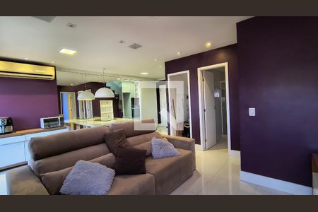 Sala de apartamento para alugar com 2 quartos, 114m² em Recreio dos Bandeirantes, Rio de Janeiro