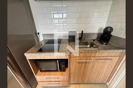 Sala/Cozinha de apartamento para alugar com 1 quarto, 27m² em Moema, São Paulo