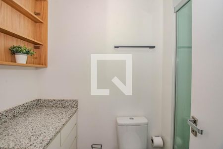 Banheiro da Suíte de apartamento à venda com 1 quarto, 45m² em Moinhos de Vento, Porto Alegre