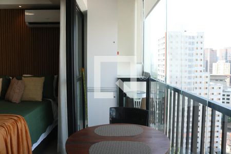 Varanda de kitnet/studio à venda com 1 quarto, 26m² em Água Branca, São Paulo