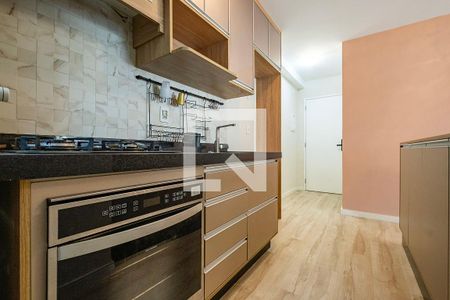 Sala/Cozinha de apartamento para alugar com 2 quartos, 68m² em Vila Anglo Brasileira, São Paulo