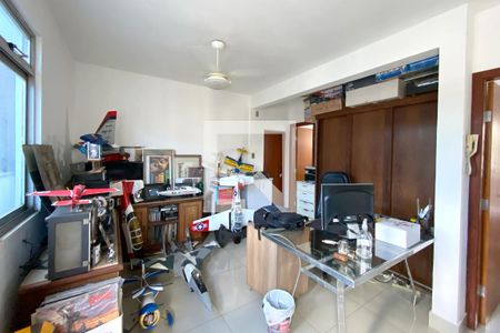 Sala de Estar de apartamento à venda com 4 quartos, 220m² em Santo Antônio, Belo Horizonte