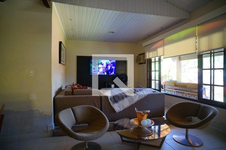 Sala de casa à venda com 3 quartos, 432m² em Maravista, Niterói