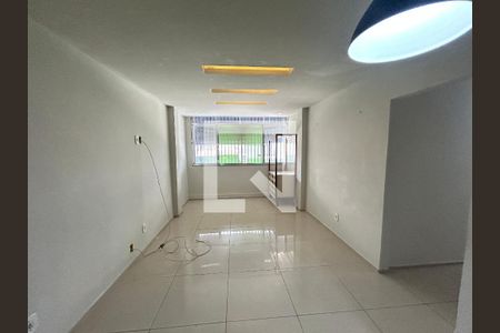 Sala de apartamento para alugar com 3 quartos, 70m² em Cascadura, Rio de Janeiro