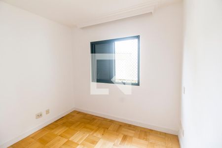 Suíte de apartamento para alugar com 3 quartos, 79m² em Alphaville Industrial, Barueri