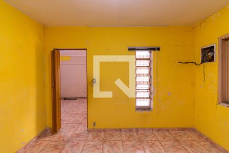 Quarto de casa para alugar com 4 quartos, 320m² em Jardim Santa Terezinha (zona Leste), São Paulo