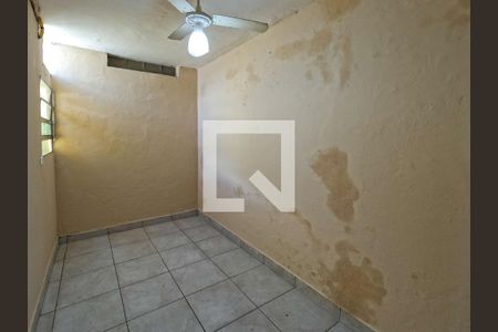 Quarto 1 de casa para alugar com 2 quartos, 35m² em Vila Bonilha, São Paulo