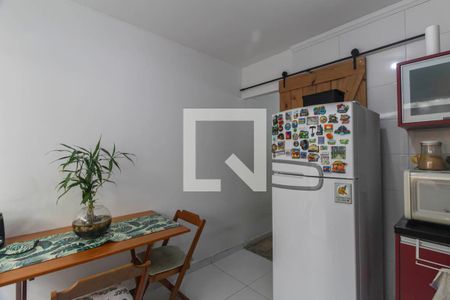 Cozinha de casa de condomínio à venda com 2 quartos, 123m² em Vila Alpina, São Paulo