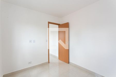 Quarto 1 de apartamento para alugar com 2 quartos, 49m² em Vila Centenario, São Paulo
