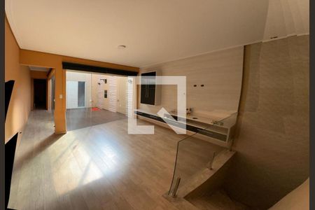 Foto 01 de casa à venda com 3 quartos, 220m² em Parque Sao Domingos, São Paulo